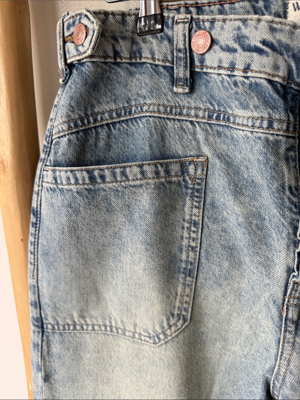 Free People We the Free Palmer Wide Leg Cuffed Denim Jeans in La La Land 28 NWT - Picture 8 of 16
